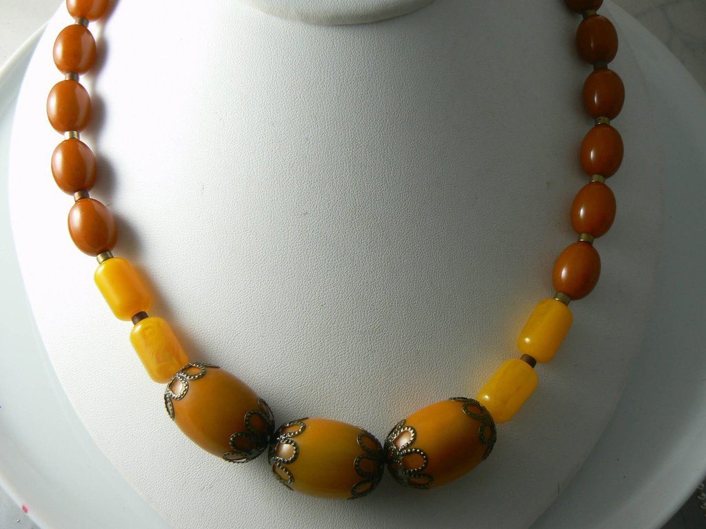 Antique Bakelite Necklace - Vintage Lane Jewelry