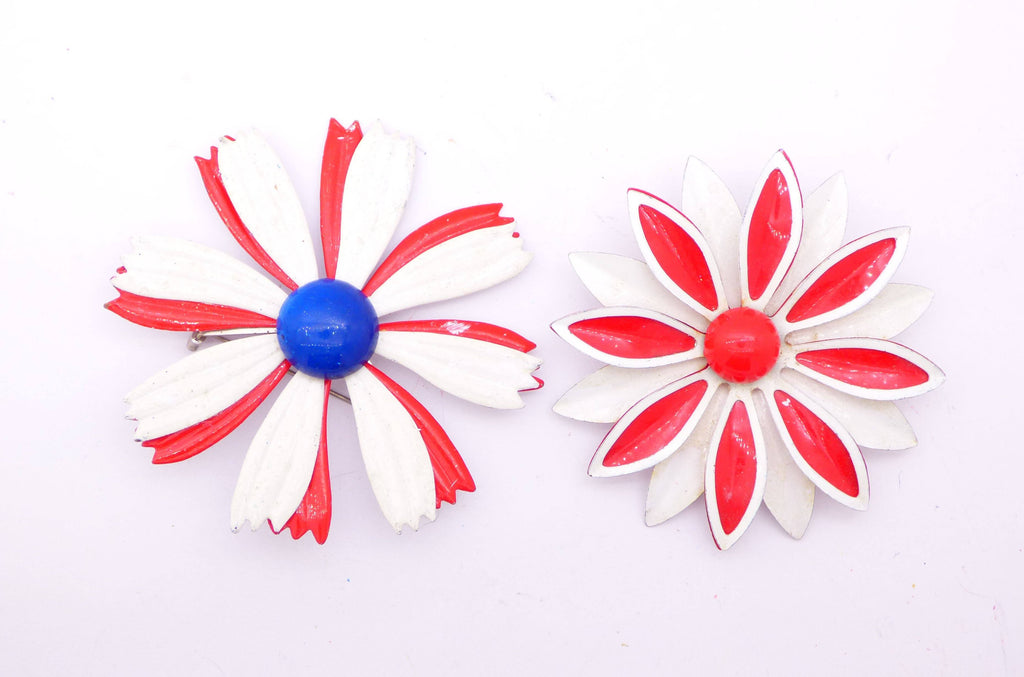 Mixed Daisies Flowers Enamel Flower Lot - Vintage Lane Jewelry